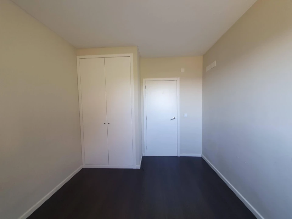 Apartamento T2 para Venda em Covilhã e Canhoso Foto 7