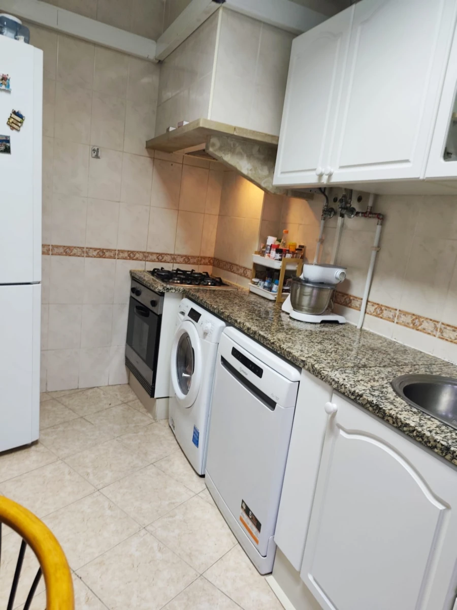 Apartamento T2 para Venda em Agualva e Mira-Sintra Foto 18