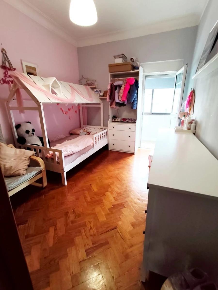 Apartamento T2 para Venda em Agualva e Mira-Sintra Foto 9