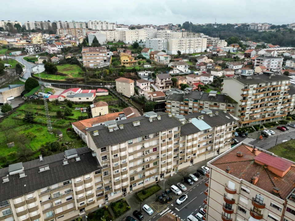 Apartamento T3 para Venda em Fânzeres e São Pedro da Cova Foto 21