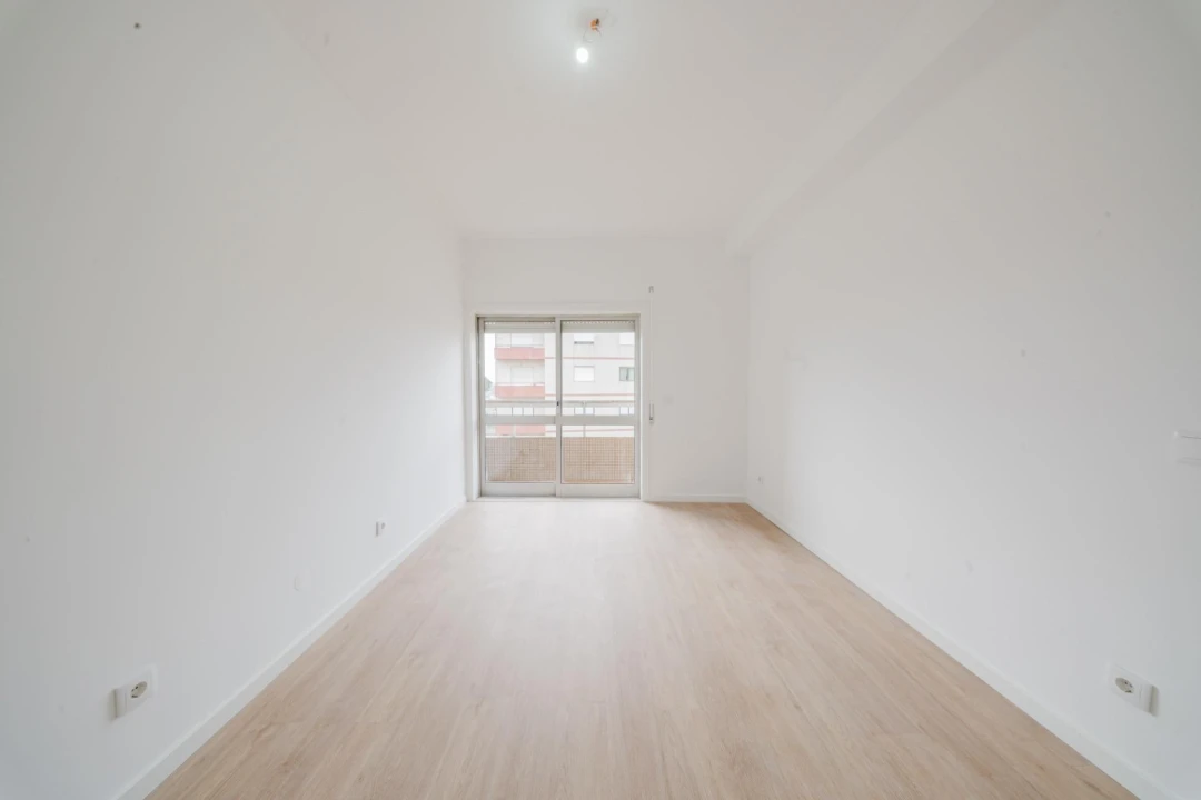 Apartamento T3 para Venda em Fânzeres e São Pedro da Cova Foto 5