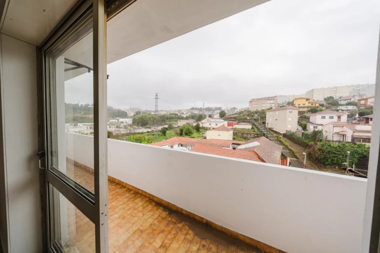 Apartamento T3 para Venda em Fânzeres e São Pedro da Cova Foto 19