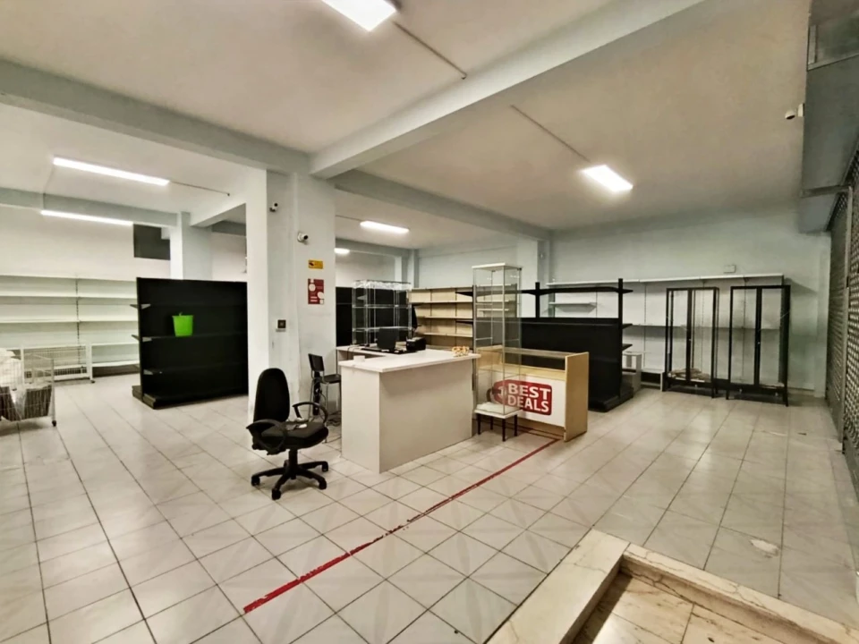 Loja para Venda em Cedofeita, Santo Ildefonso, Sé, Miragaia, São Nicolau e Vitória Foto 1