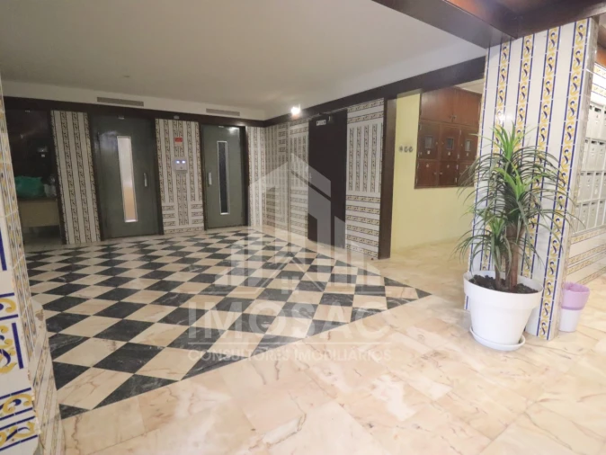 Apartamento T3 para Venda em Santo António dos Cavaleiros e Frielas Foto 11