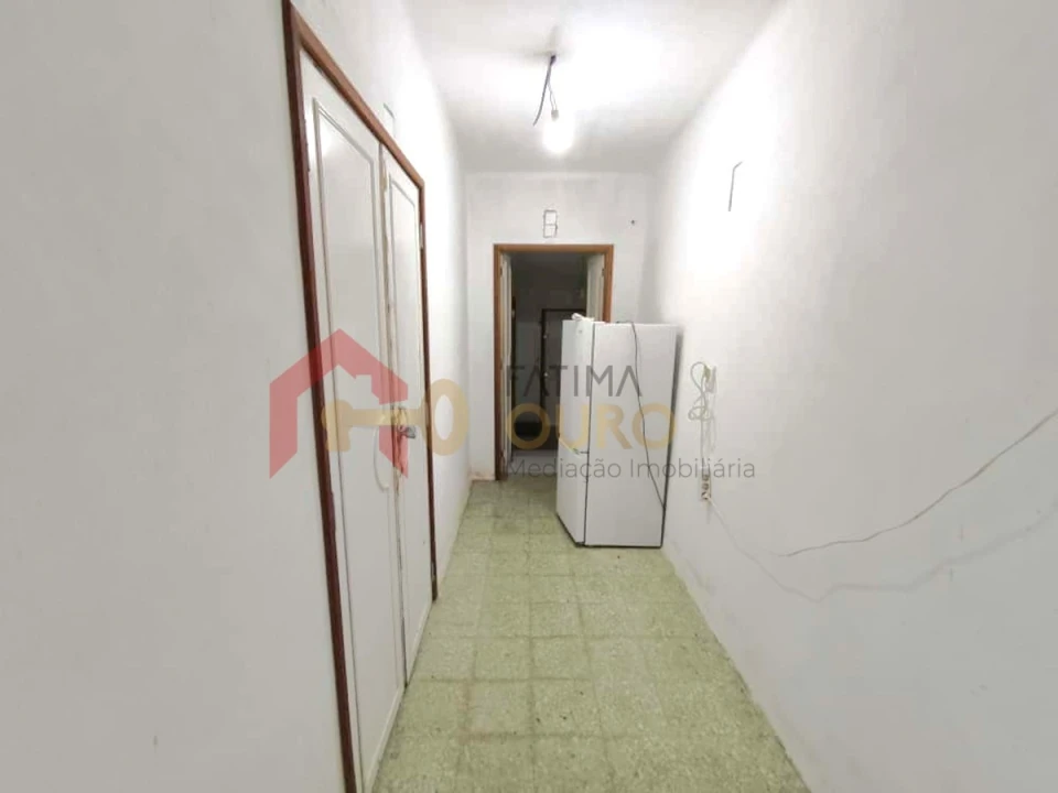 Moradia T2 para Venda em Barbacena e Vila Fernando Foto 4