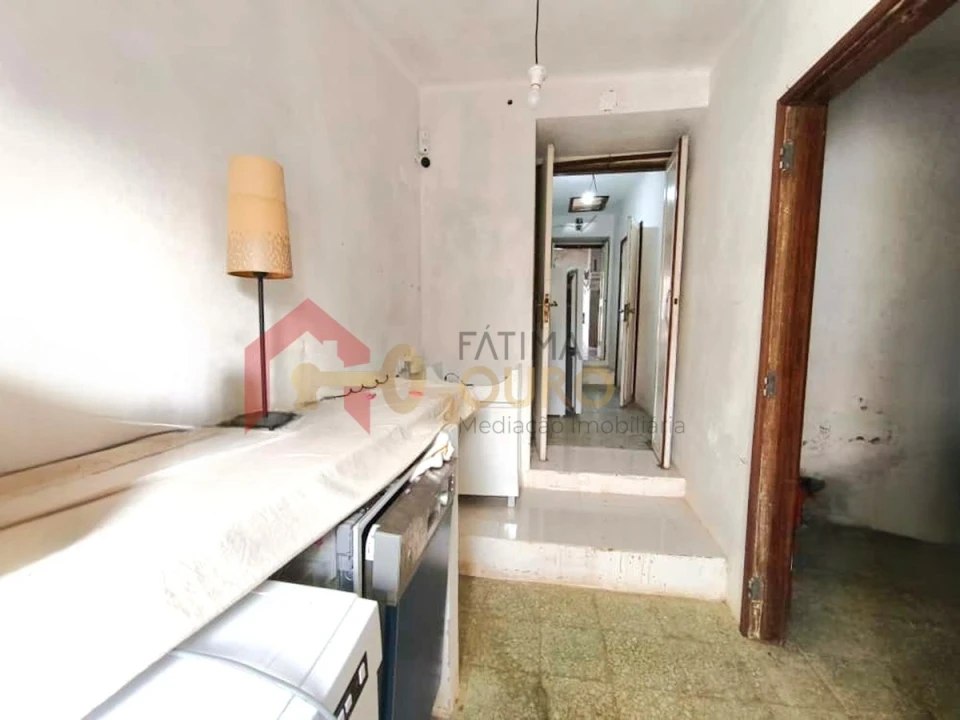 Moradia T2 para Venda em Barbacena e Vila Fernando Foto 5