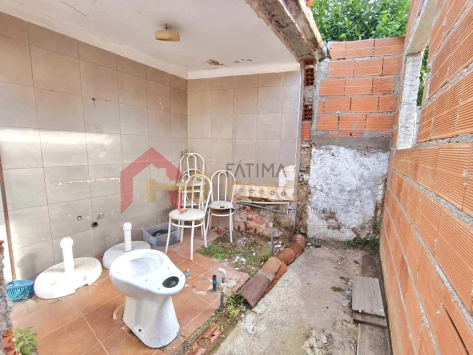 Moradia T2 para Venda em Barbacena e Vila Fernando Foto 11