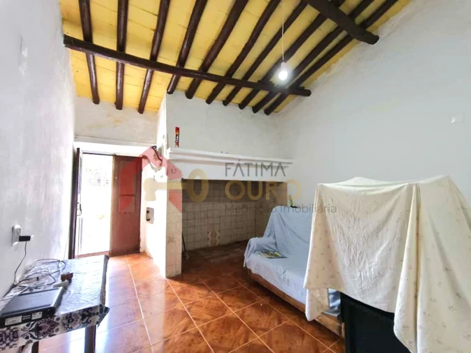 Moradia T2 para Venda em Barbacena e Vila Fernando Foto 2