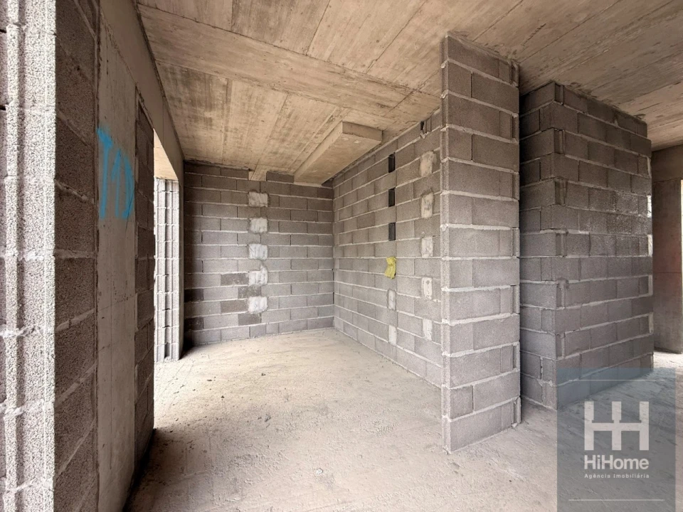 Apartamento T1 para Venda em São Martinho Foto 23