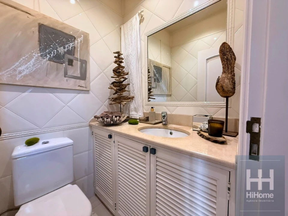 Moradia T4 para Venda em Caniço Foto 14