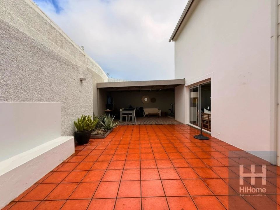 Moradia T4 para Venda em Caniço Foto 28