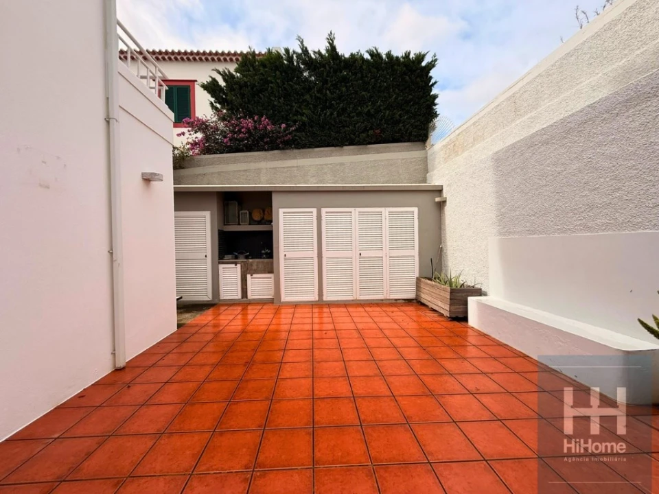 Moradia T4 para Venda em Caniço Foto 29