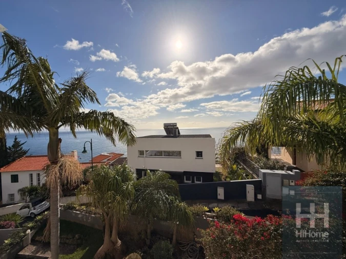 Moradia T4 para Venda em Caniço Foto 17