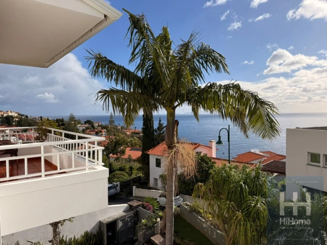 Moradia T4 para Venda em Caniço Foto 18