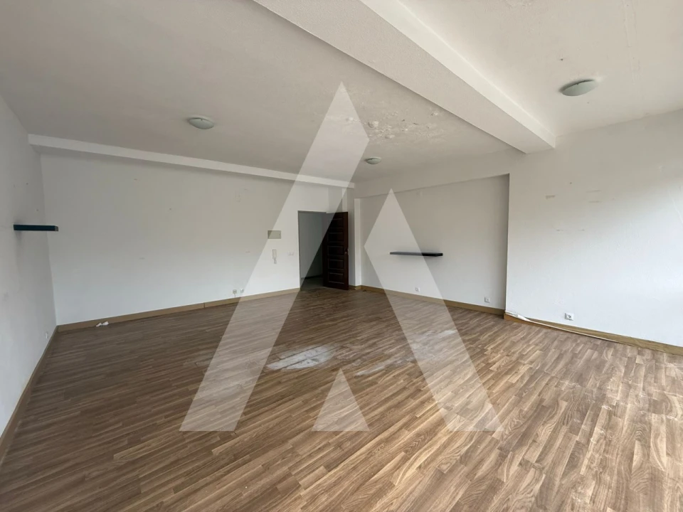 Escritório para Arrendamento em Leiria, Pousos, Barreira e Cortes Foto 8