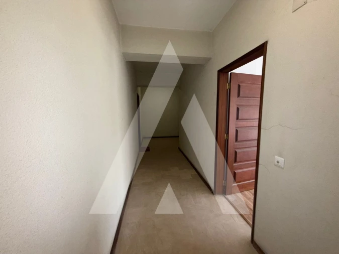 Escritório para Arrendamento em Leiria, Pousos, Barreira e Cortes Foto 14