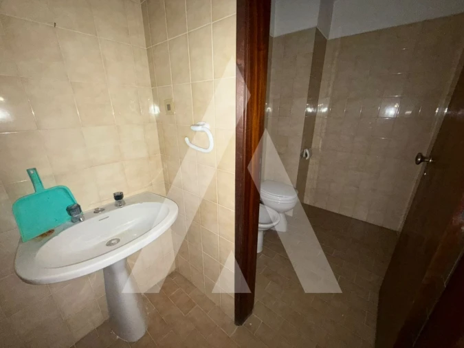 Escritório para Arrendamento em Leiria, Pousos, Barreira e Cortes Foto 23