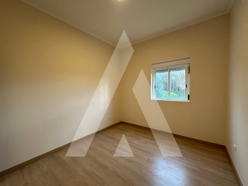 Moradia T3 para Venda em Sangalhos Foto 10