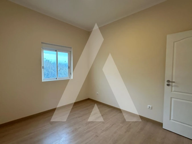 Moradia T3 para Venda em Sangalhos Foto 12