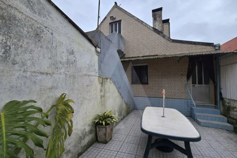 Moradia T3 para Venda em Glória e Vera Cruz Foto 3