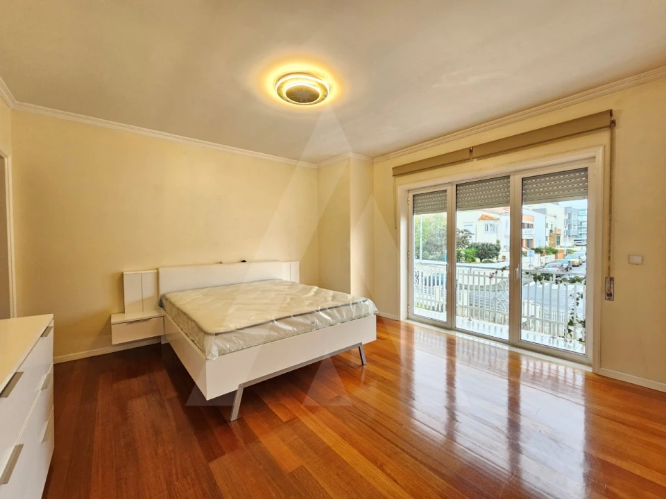 Moradia T4 para Arrendamento em Glória e Vera Cruz Foto 27