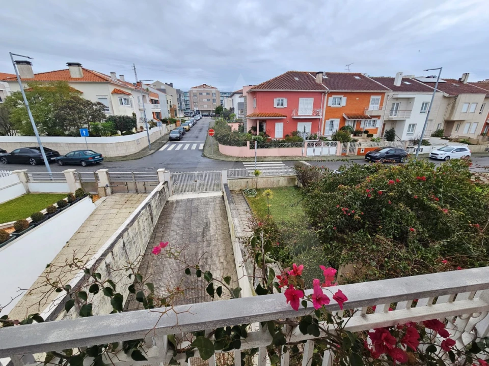 Moradia T4 para Arrendamento em Glória e Vera Cruz Foto 29