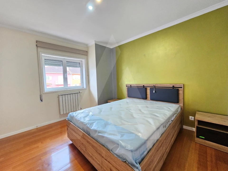 Moradia T4 para Arrendamento em Glória e Vera Cruz Foto 30