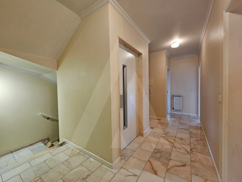 Moradia T4 para Arrendamento em Glória e Vera Cruz Foto 34