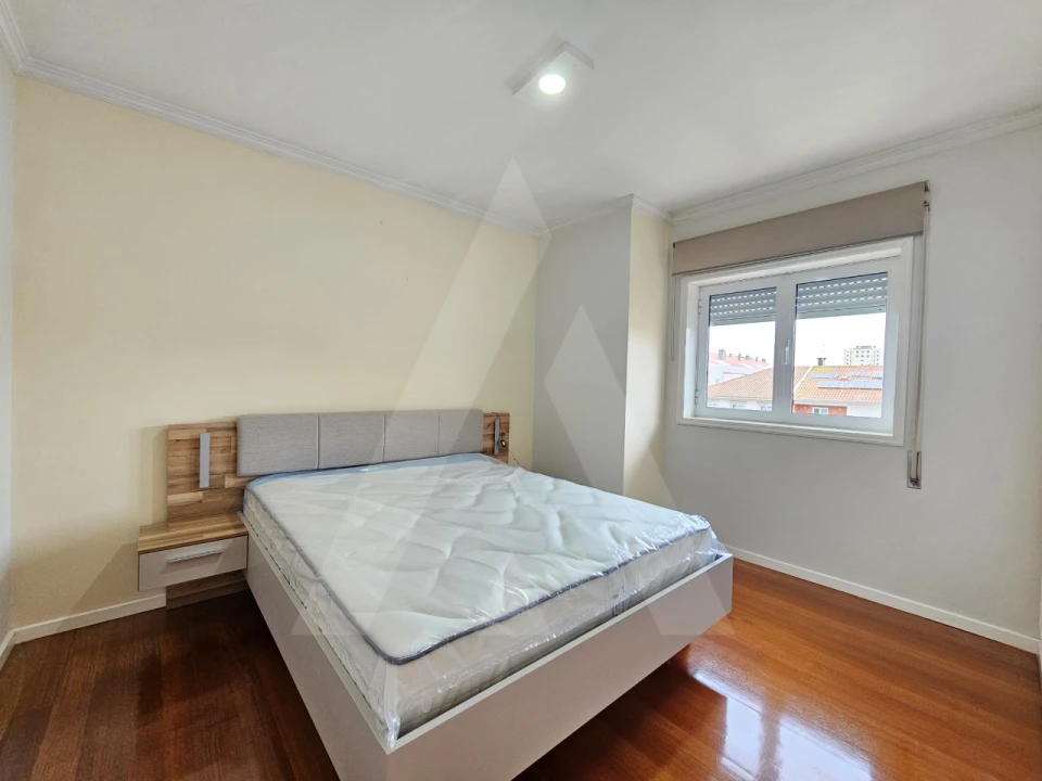 Moradia T4 para Arrendamento em Glória e Vera Cruz Foto 42