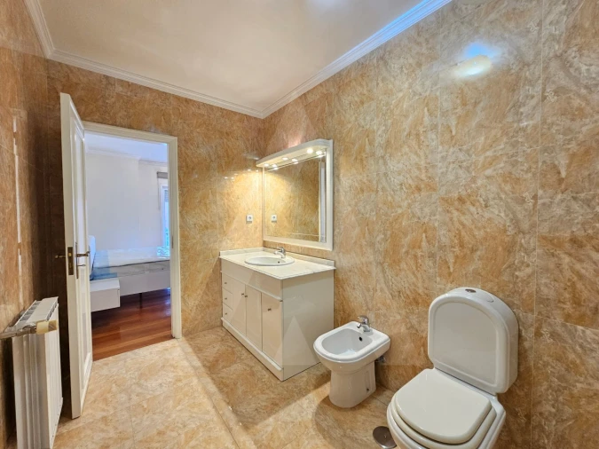 Moradia T4 para Arrendamento em Glória e Vera Cruz Foto 23