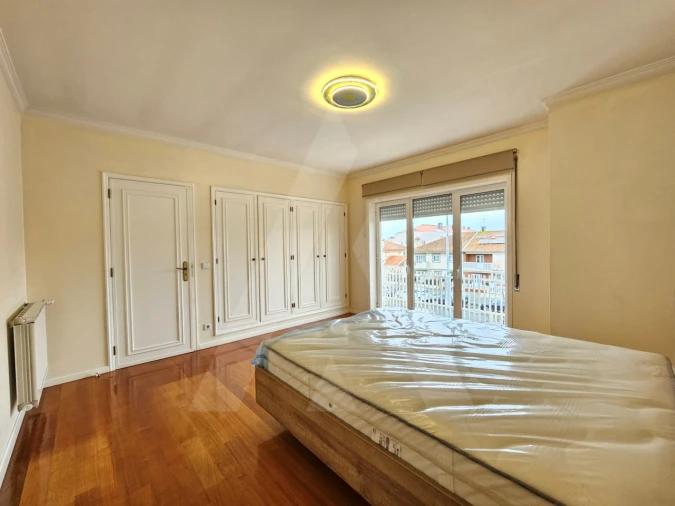 Moradia T4 para Arrendamento em Glória e Vera Cruz Foto 40