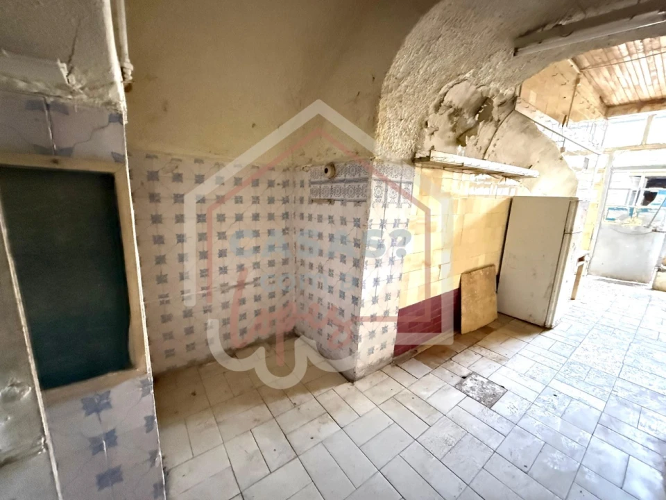 Prédio para Venda em Glória e Vera Cruz Foto 13