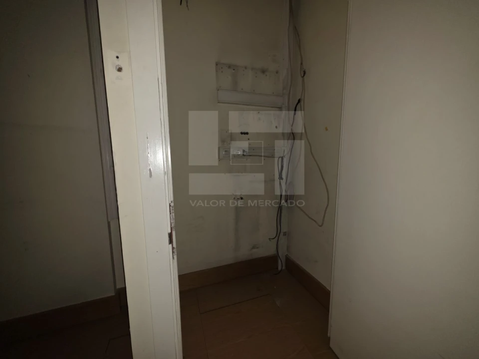 Loja para Venda em Arroios Foto 13