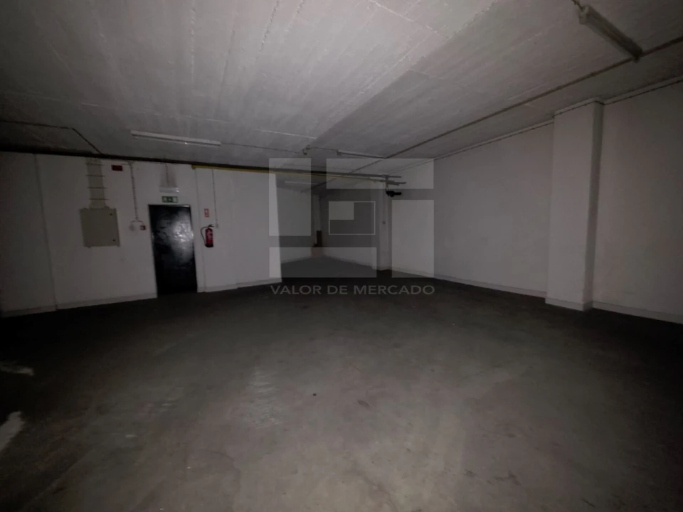 Loja para Venda em Arroios Foto 35