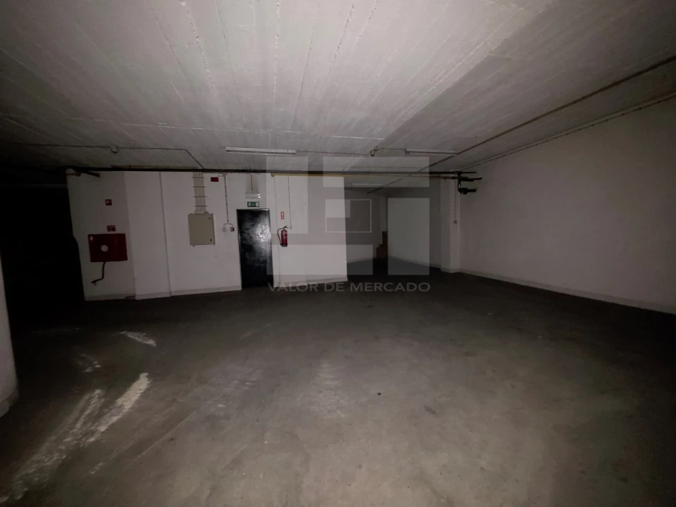 Loja para Venda em Arroios Foto 37