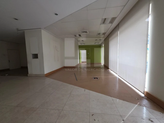 Loja para Venda em Arroios Foto 3