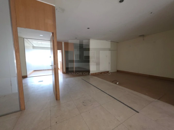 Loja para Venda em Arroios Foto 6