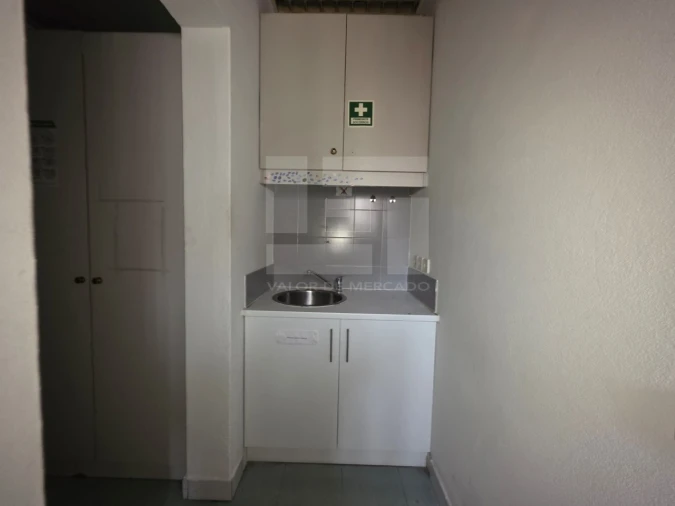 Loja para Venda em Arroios Foto 15