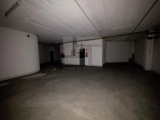 Loja para Venda em Arroios Foto 38