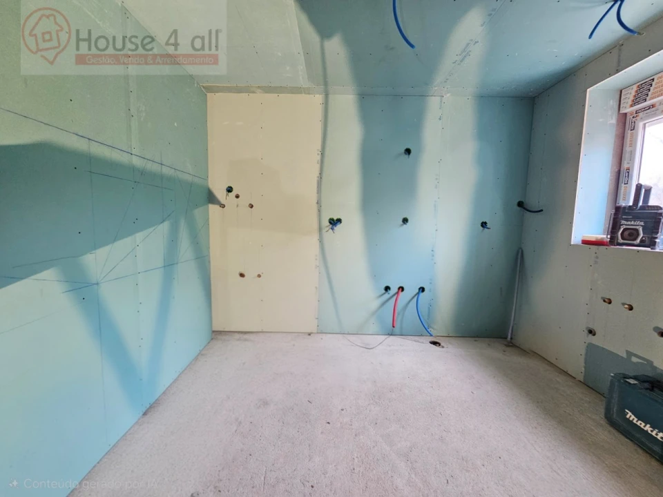 Moradia T1 para Venda em Nossa Senhora do Pópulo, Coto e São Gregório Foto 5