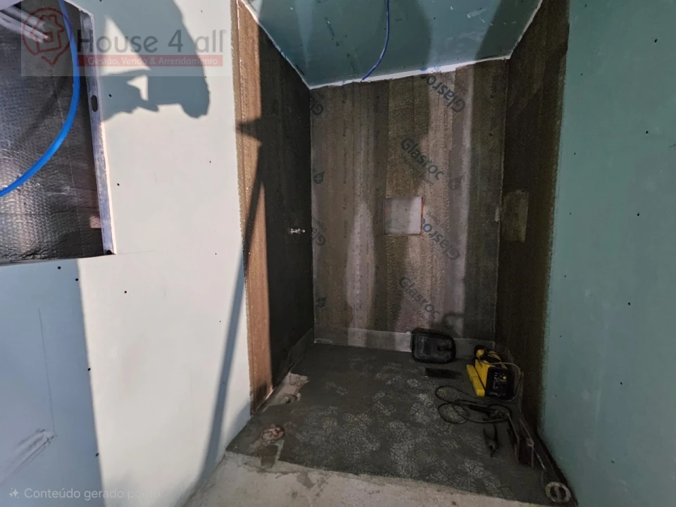 Moradia T1 para Venda em Nossa Senhora do Pópulo, Coto e São Gregório Foto 9