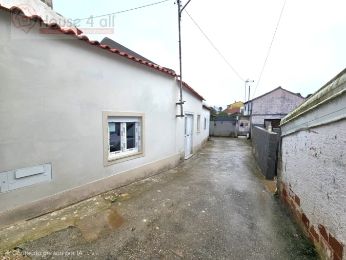 Moradia T1 para Venda em Nossa Senhora do Pópulo, Coto e São Gregório Foto 2