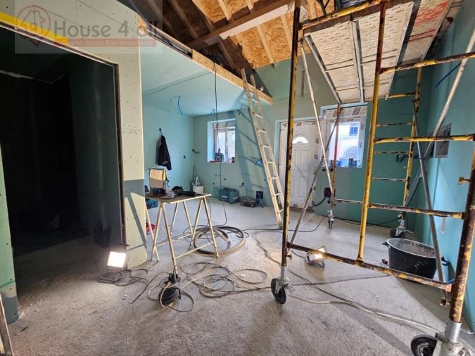 Moradia T1 para Venda em Nossa Senhora do Pópulo, Coto e São Gregório Foto 3