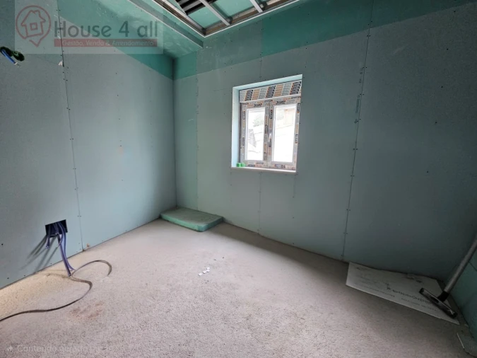 Moradia T1 para Venda em Nossa Senhora do Pópulo, Coto e São Gregório Foto 6