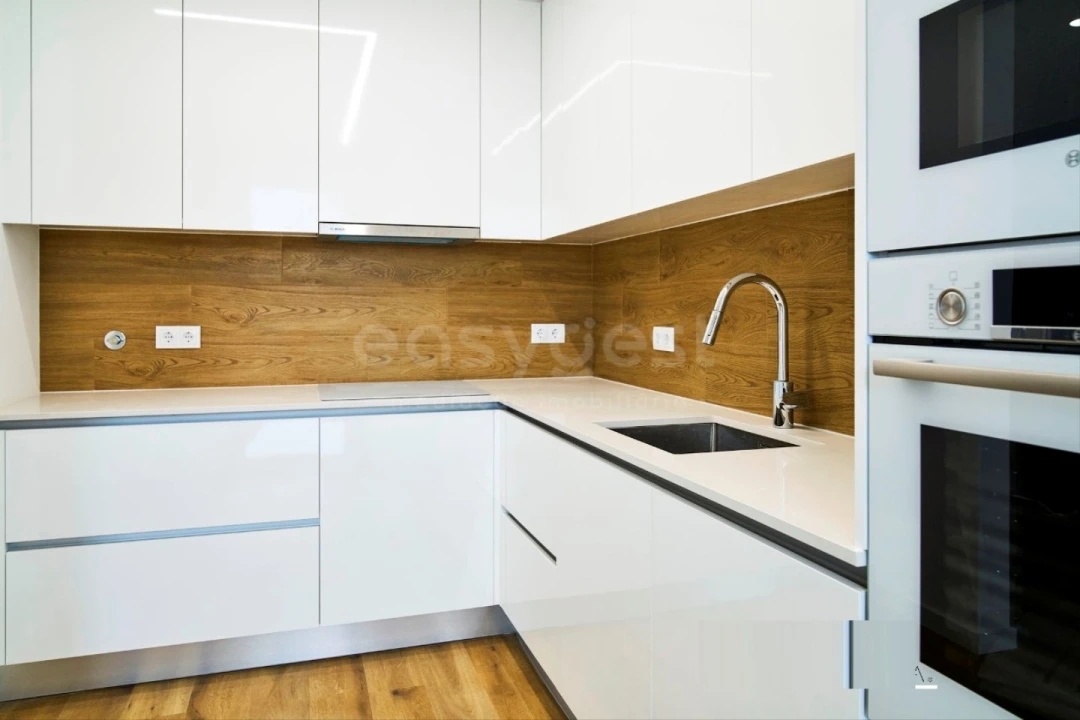 Apartamento T2 para Venda em Nazare Foto 4