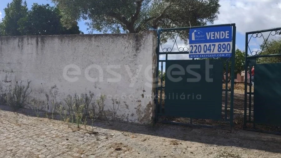 Terreno para Venda em Figueira dos Cavaleiros