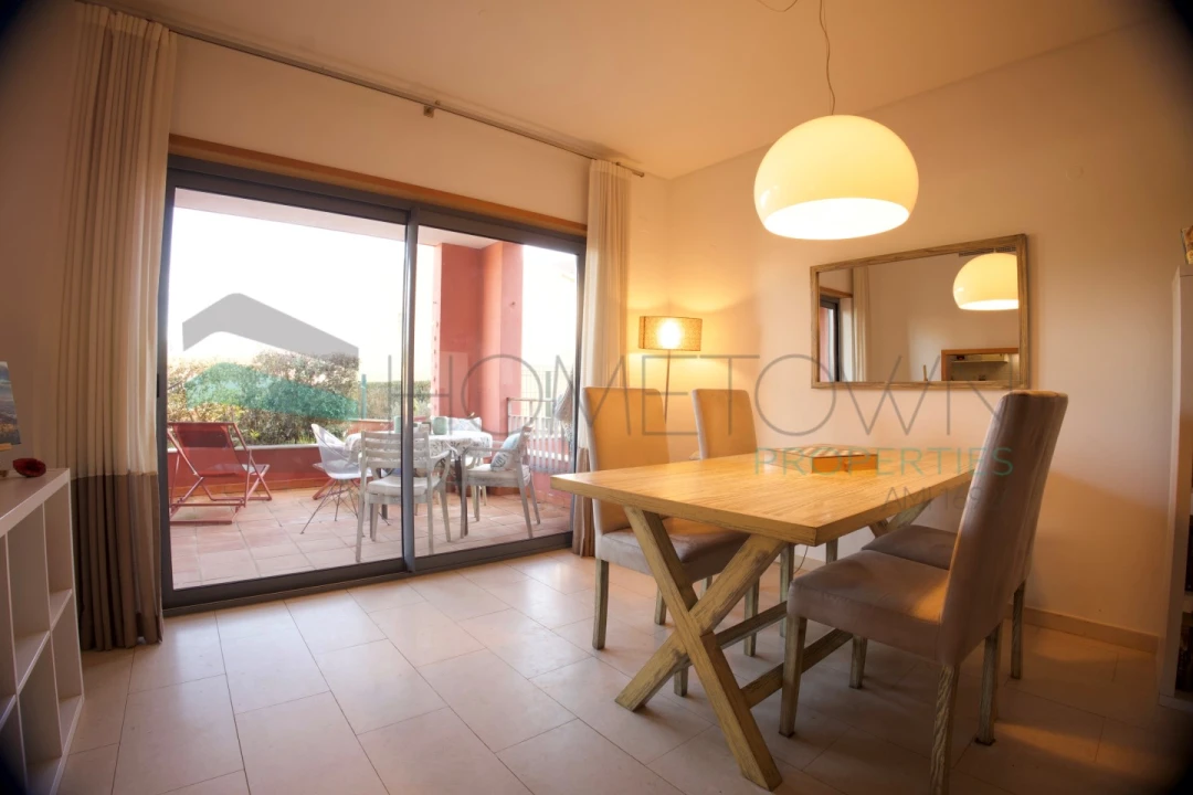 Apartamento T2 para Venda em Quarteira Foto 4