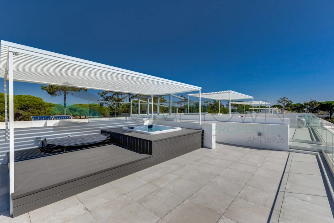 Moradia T4 para Venda em Almancil Foto 41