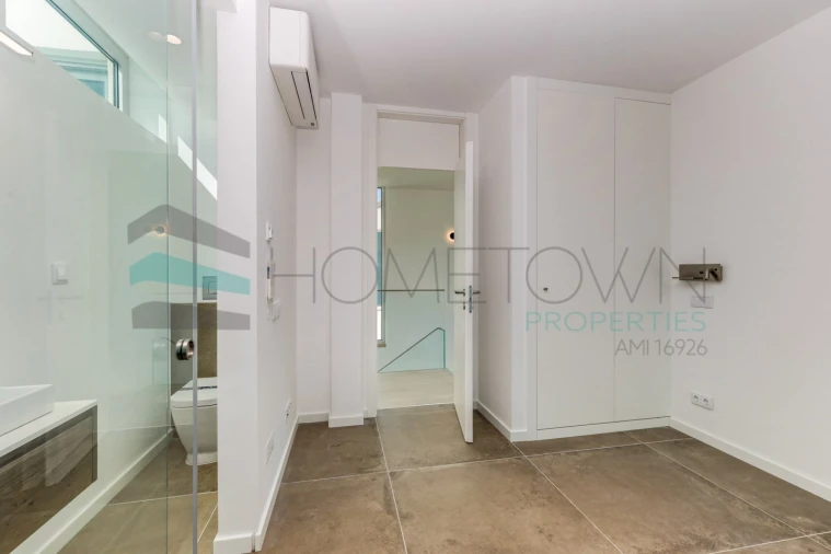 Moradia T4 para Venda em Almancil Foto 26