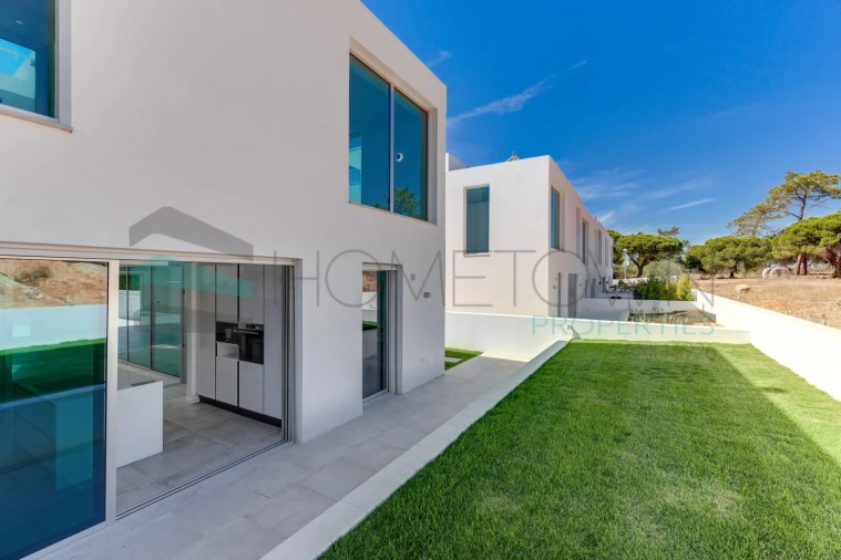 Moradia T4 para Venda em Almancil Foto 52